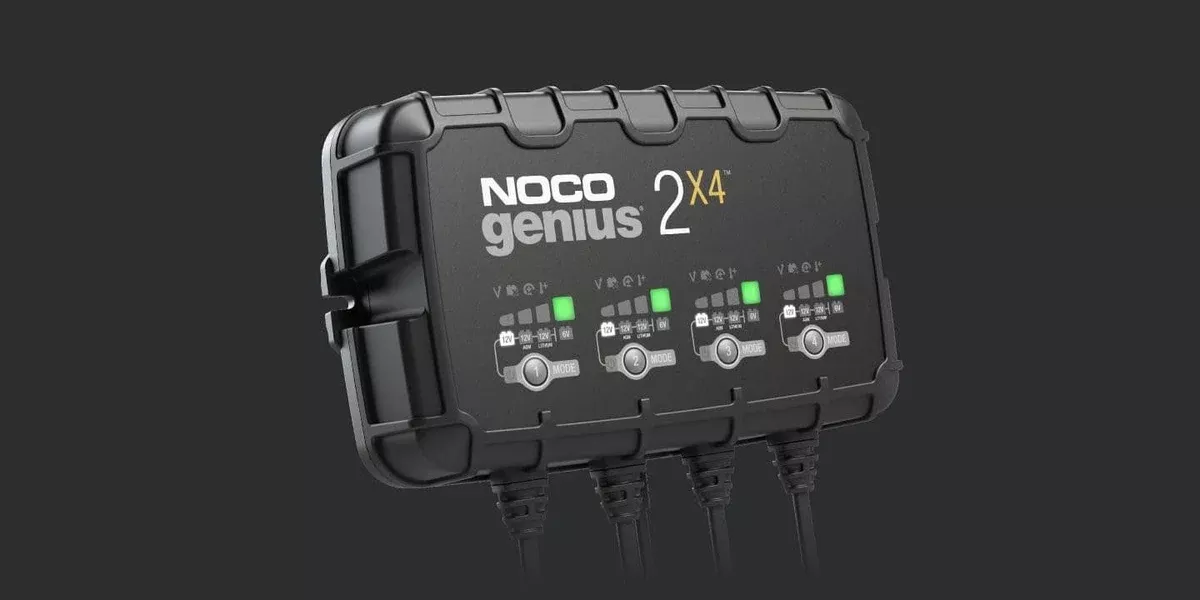 4.4A 4-BANK SMART BATT.-GENIUS2X4