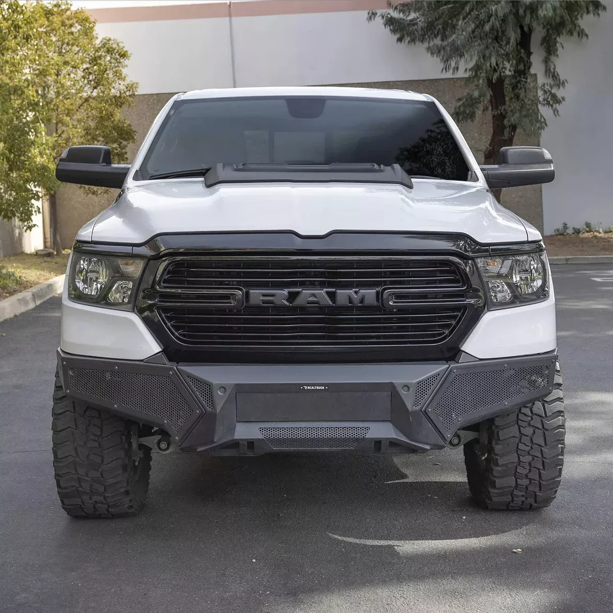 ELEMENT FRONT BUMPER 19-24 RAM 1500-341301T