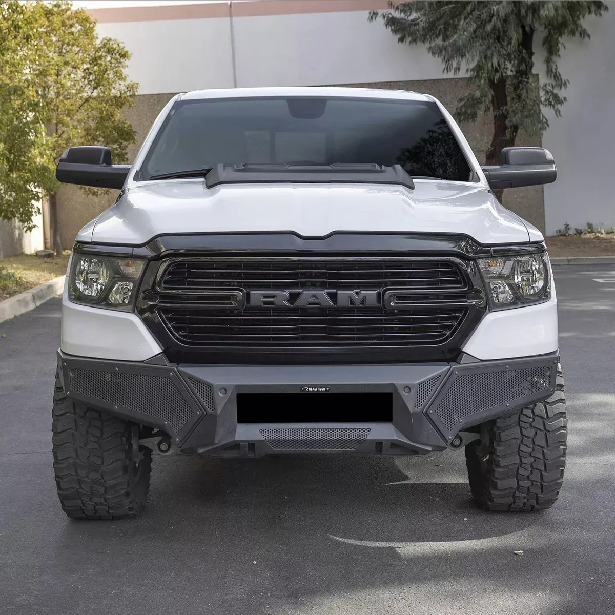 ELEMENT FRONT BUMPER 19-24 RAM 1500-34130T