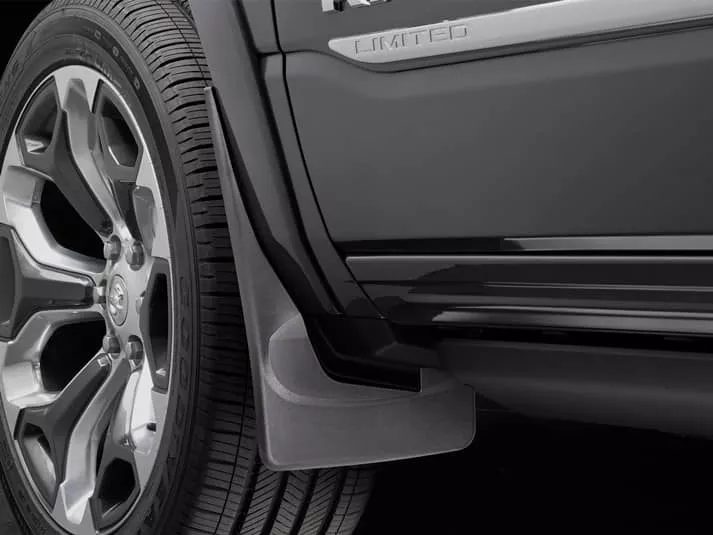 FRONT MUD FLAPS 19-26 RAM 1500 W/FLARES-110092