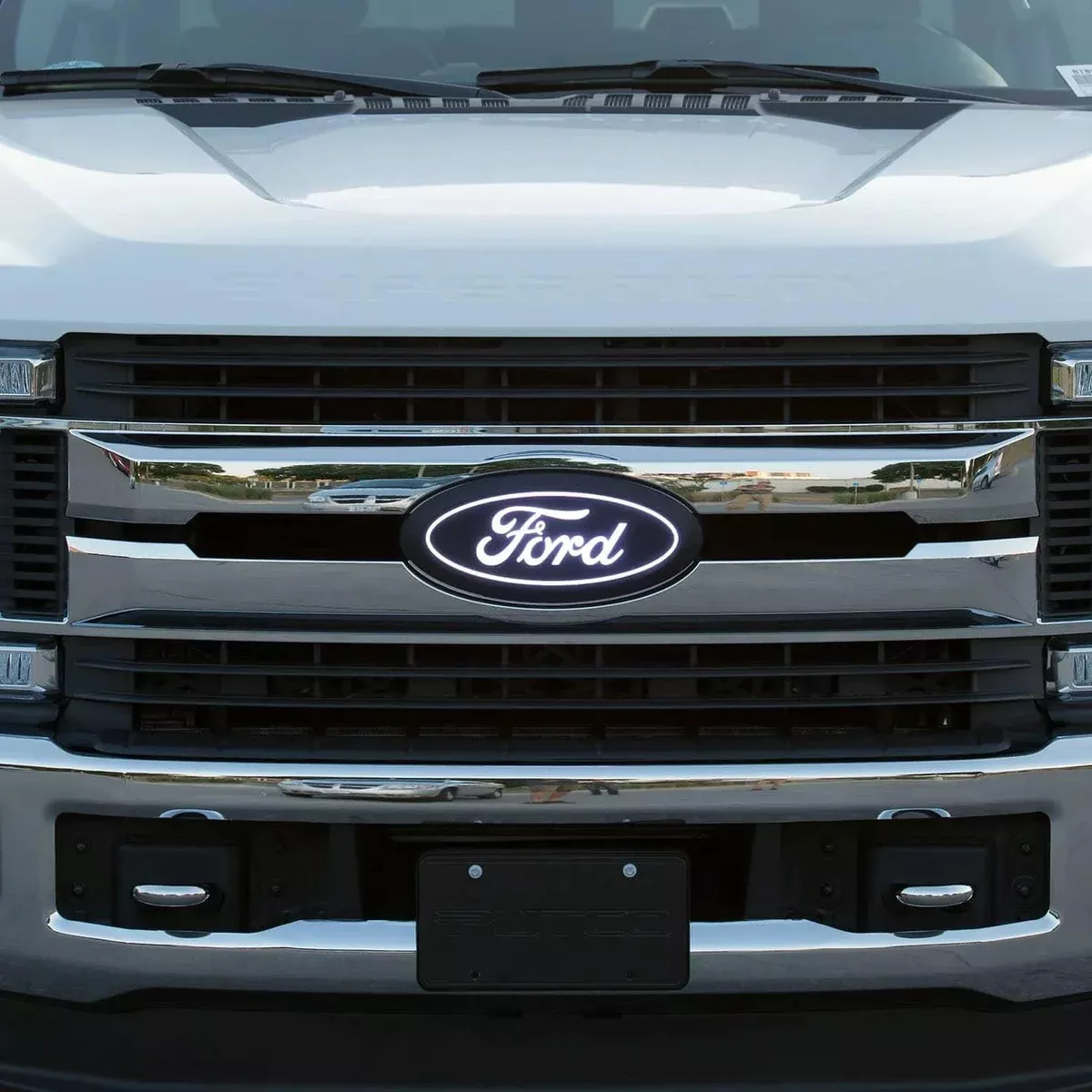 LED FRONT EMBLEM 20-22 S/DUTY-92802