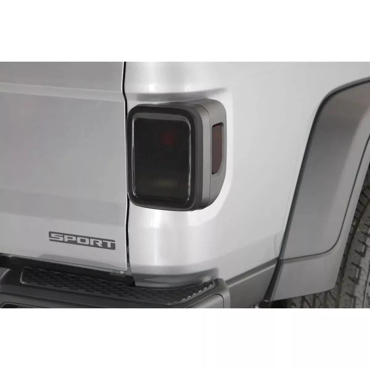 SMOKE TAIL LIGHT COVERS 20-26 GLADIATOR-GT4744S