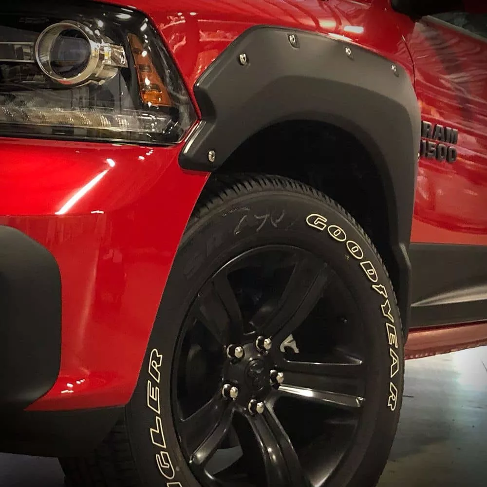 SUPERBOLT FLARES 13-18 RAM 1500-CH06A11PR